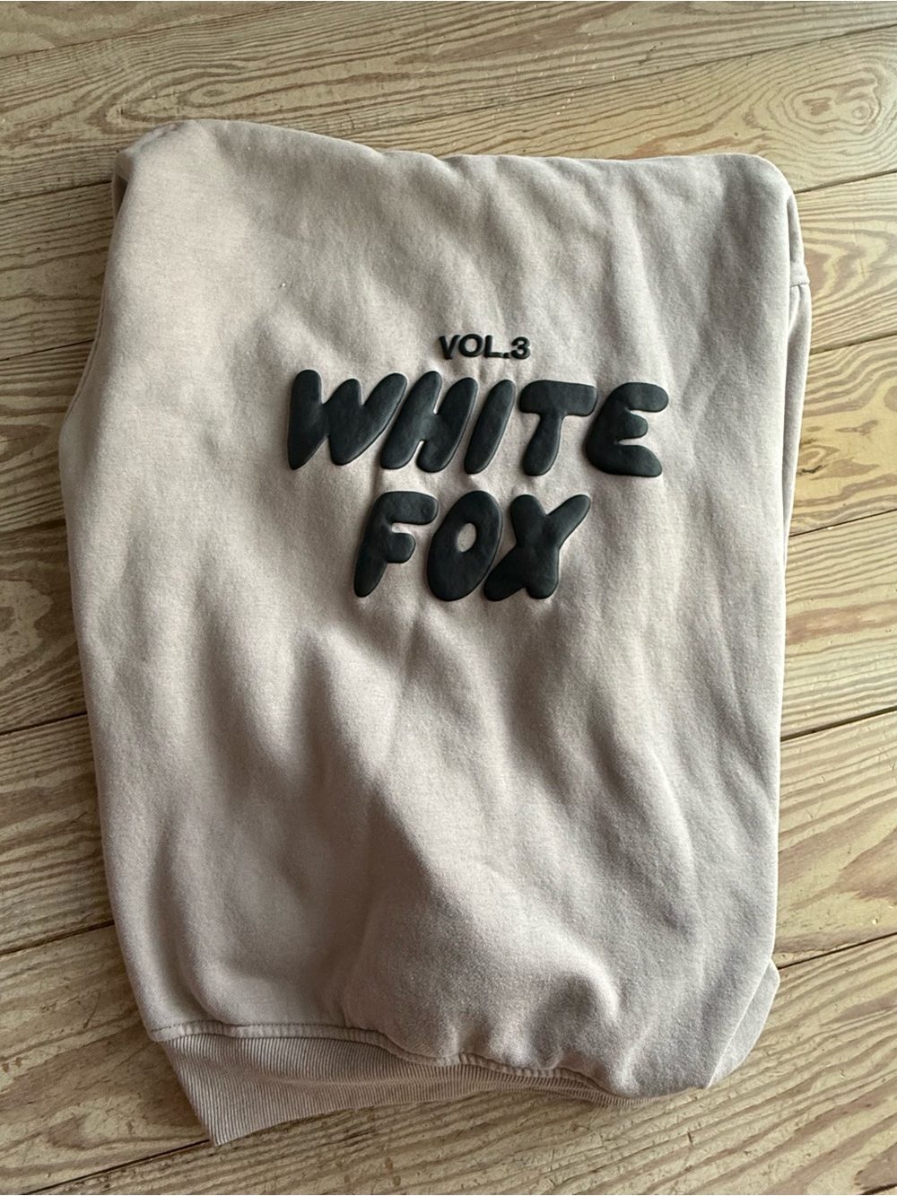 White Fox Hoodie size m/l